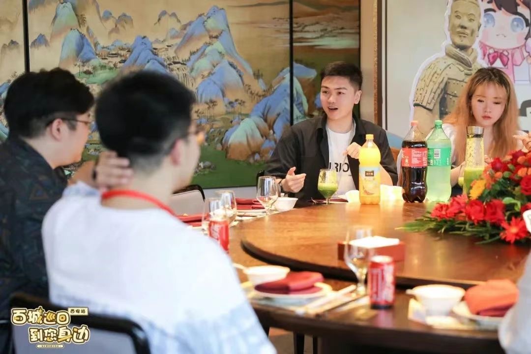 策劃換婚紗猛男穿女裝,超嗨的逆水寒玩家線下交流會(huì)來了